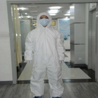 Medical Disposable  Personal Isolation clothing Equipment Protective Suits